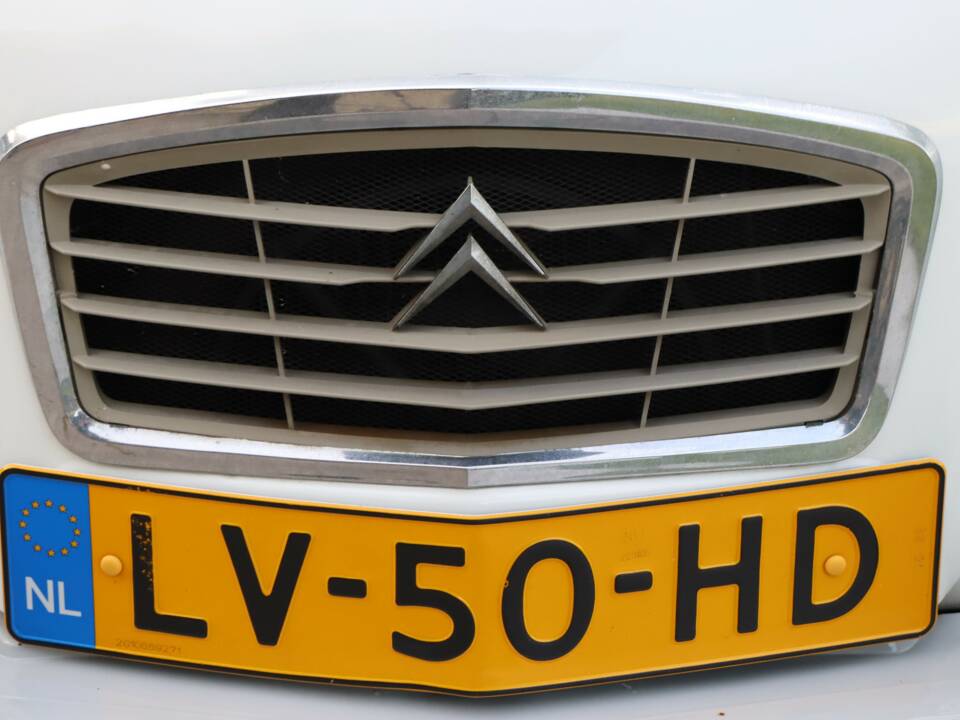 Image 42/50 of Citroën 2 CV 6 (1985)