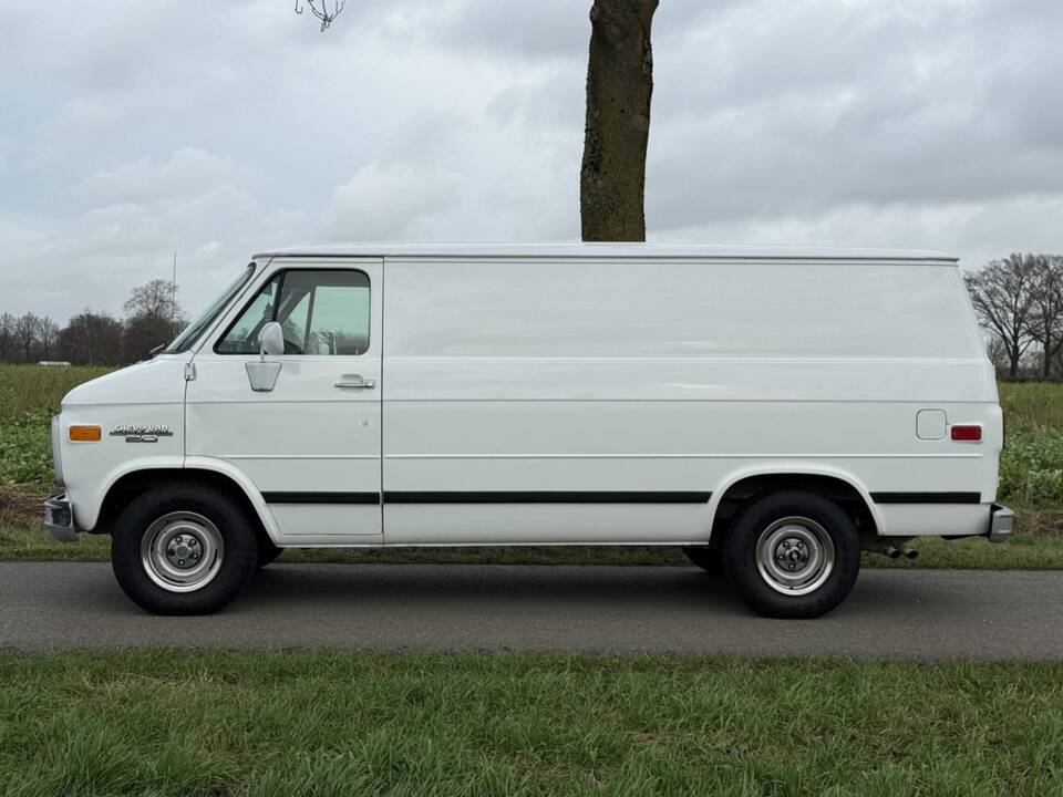 Bild 7/19 von Chevrolet Sportsvan LWB (1993)