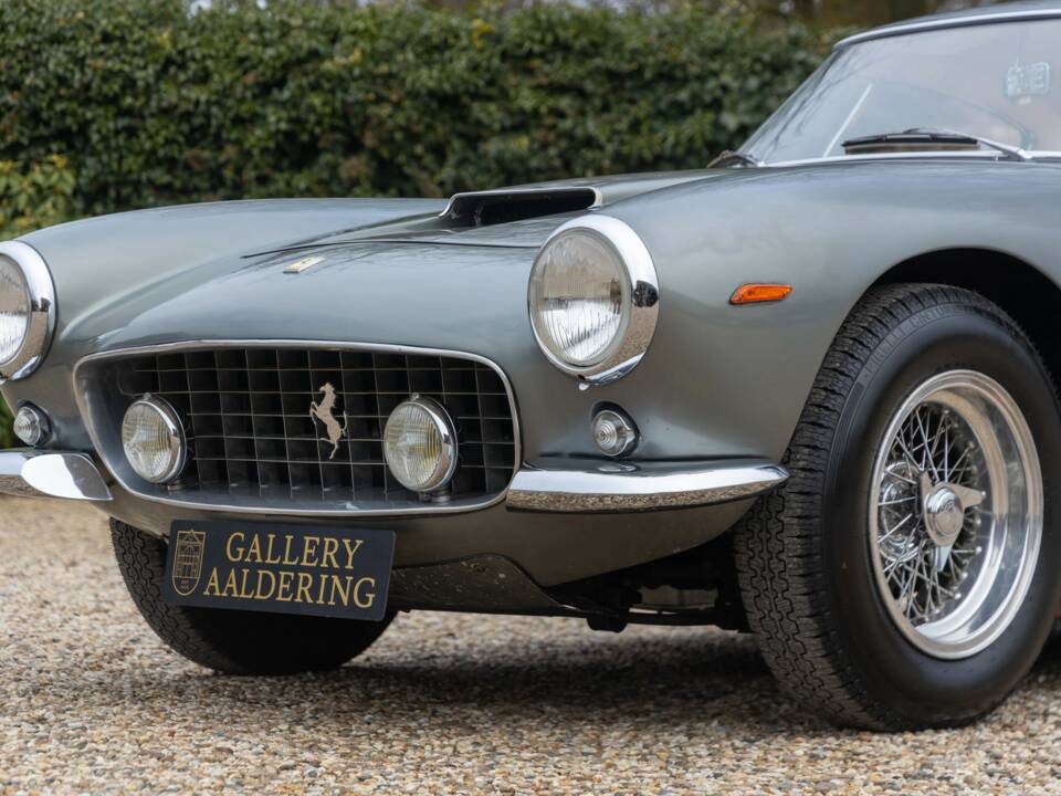 Image 23/50 of Ferrari 250 GT SWB Berlinetta (1962)