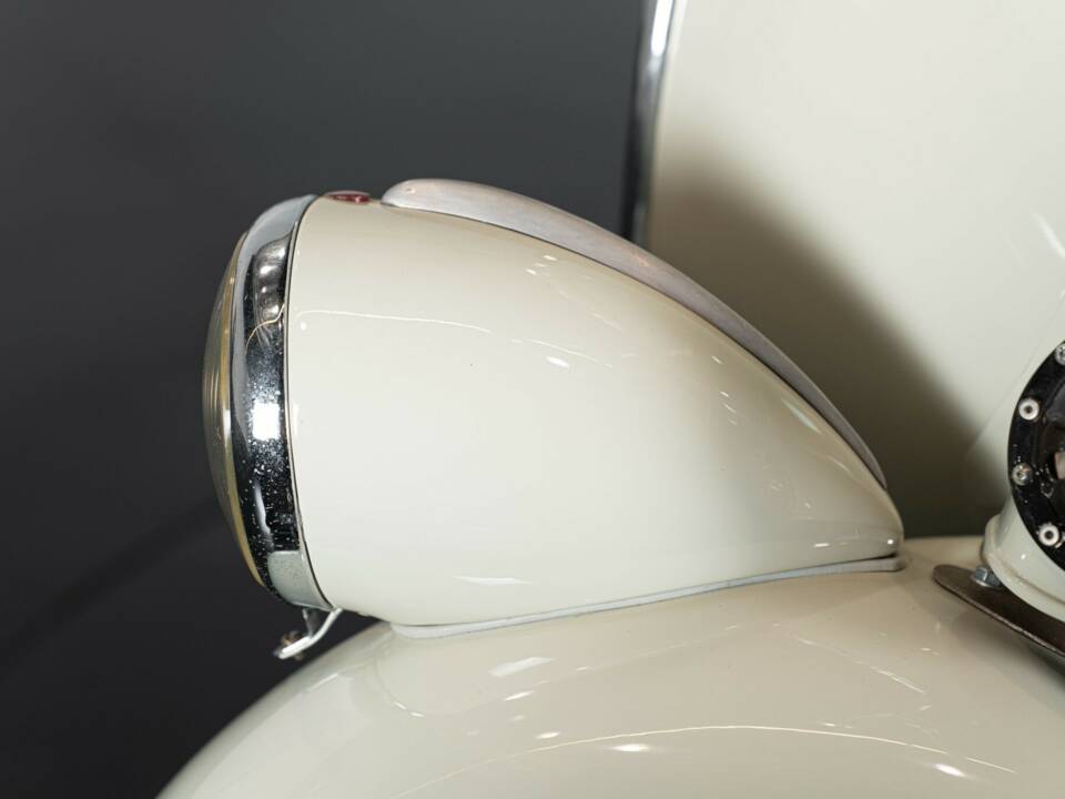 Image 28/33 of Piaggio DUMMY (1956)