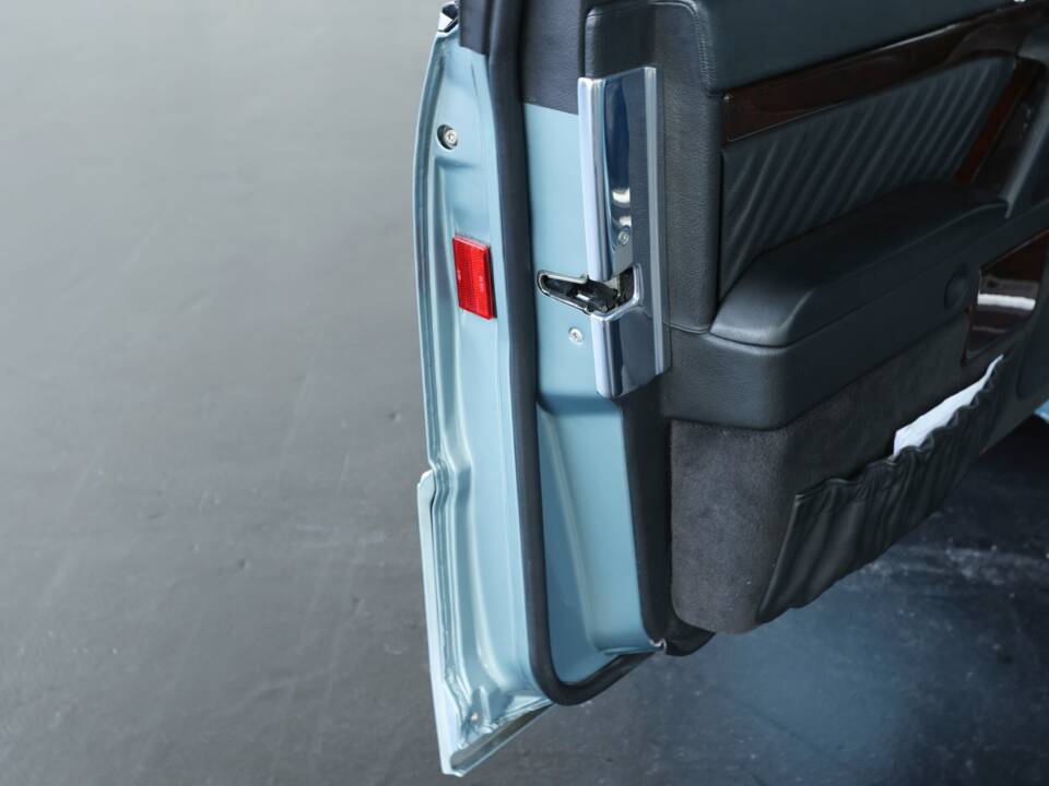 Bild 37/50 von Mercedes-Benz S 600 L (1999)