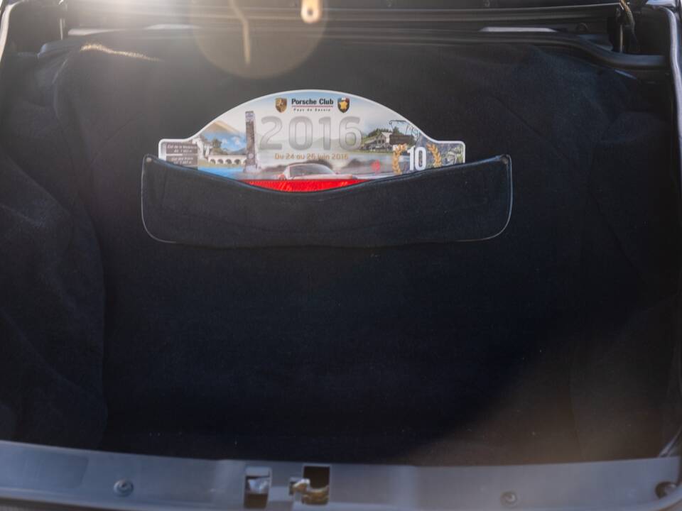 Image 87/93 de Porsche 911 Carrera (1994)