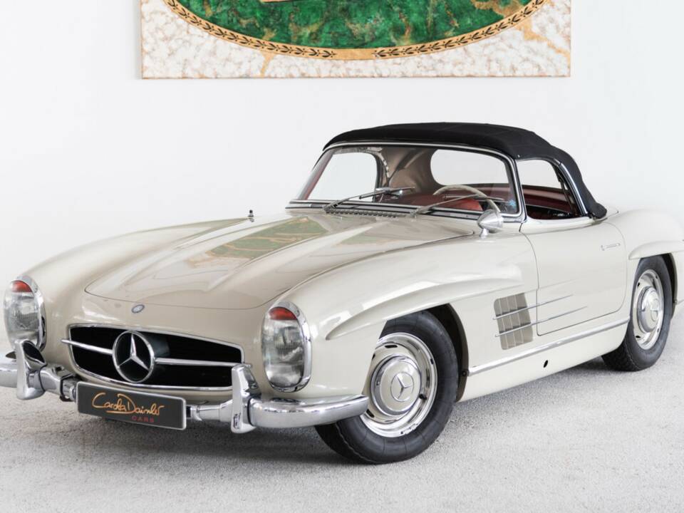 Image 2/50 of Mercedes-Benz 300 SL Roadster (1961)