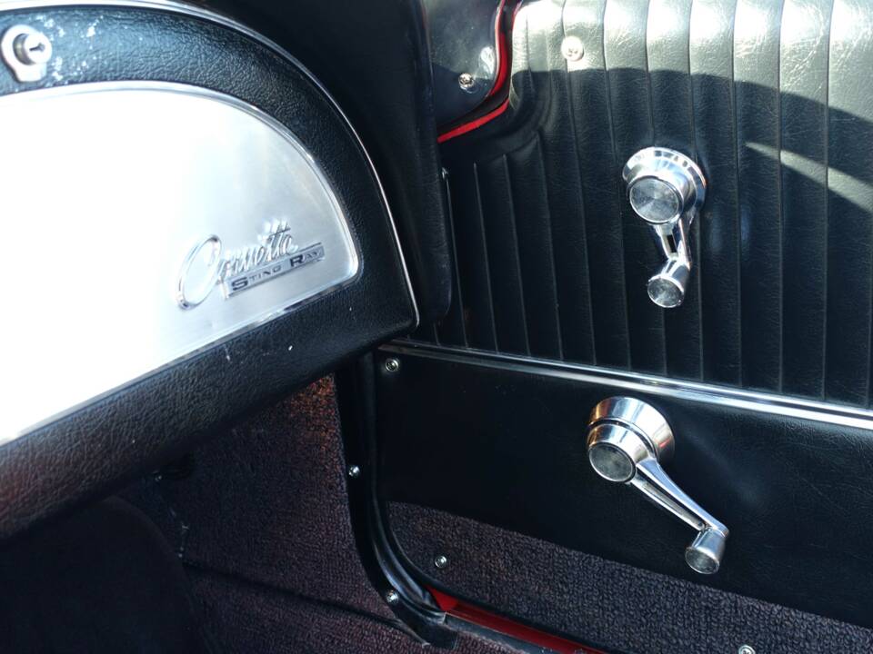 Image 22/43 of Chevrolet Corvette Sting Ray Convertible (1964)