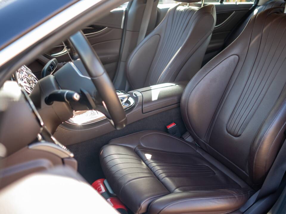 Image 44/85 of Mercedes-Benz CLS 450 4MATIC (2018)