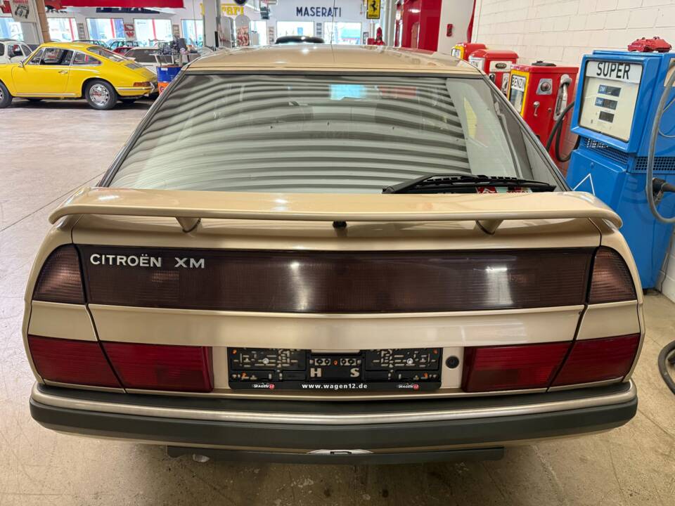 Image 14/17 of Citroën XM 2.0 Injection (1991)