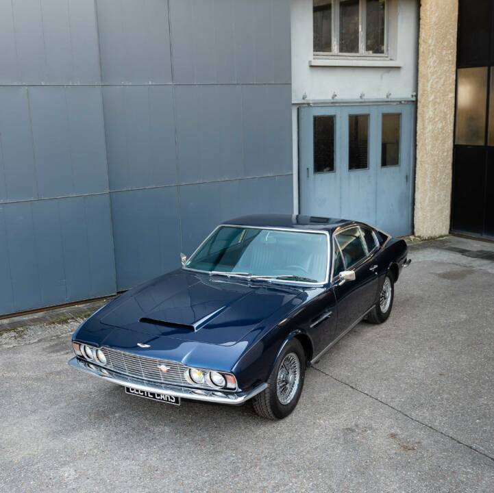Immagine 4/50 di Aston Martin DBS Vantage (1969)