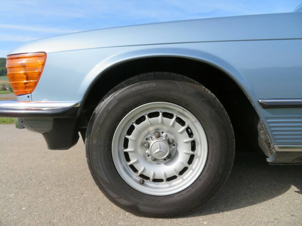 Bild 24/25 von Mercedes-Benz 380 SL (1985)