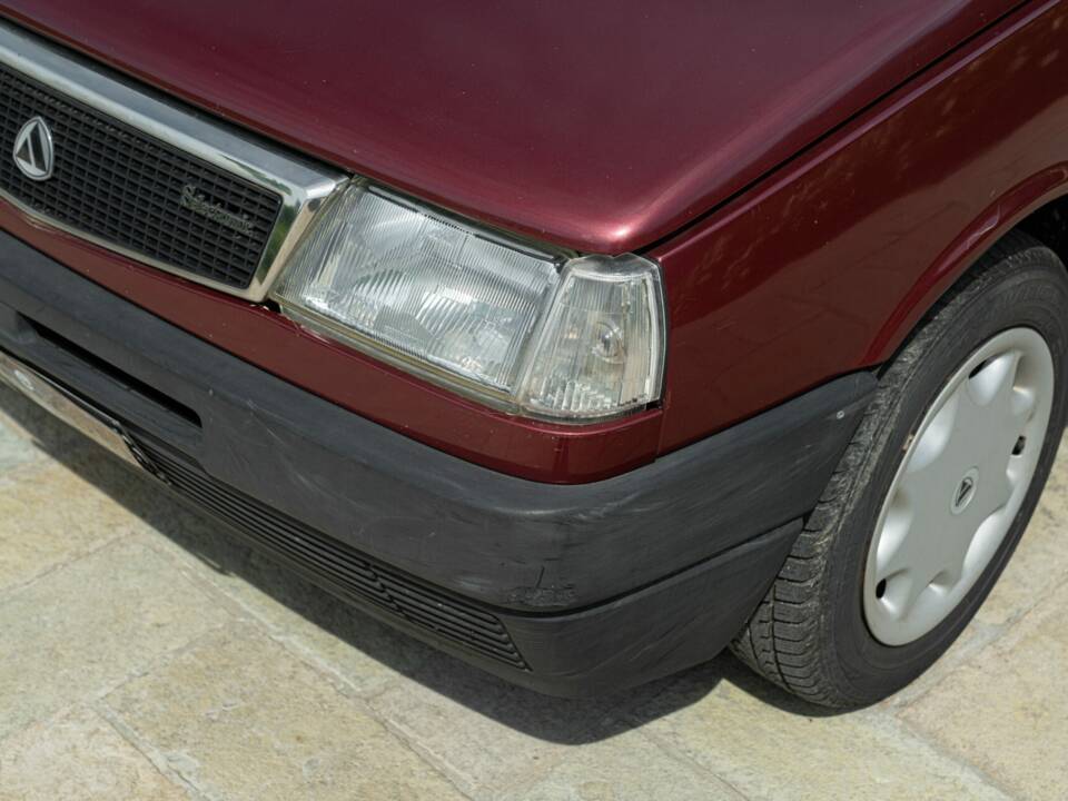 Immagine 11/46 di Autobianchi Y10 (1993)