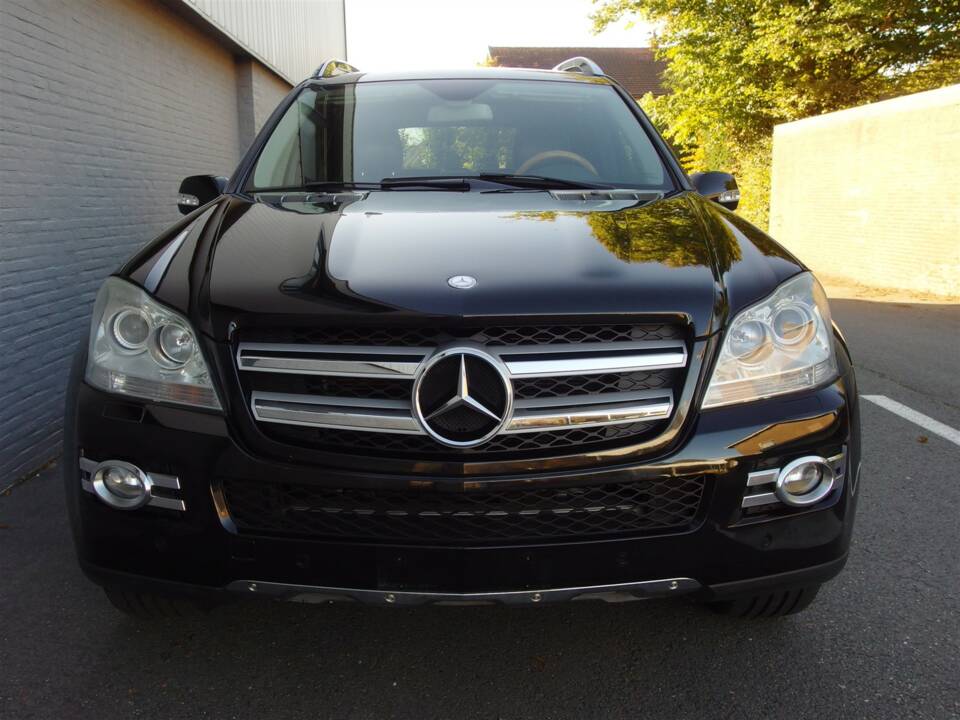 Immagine 7/100 di Mercedes-Benz GL 550 4MATIC (2008)