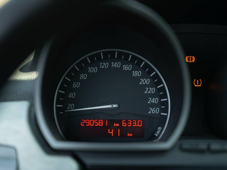 Image 40/49 of BMW Z4 2.2i (2004)