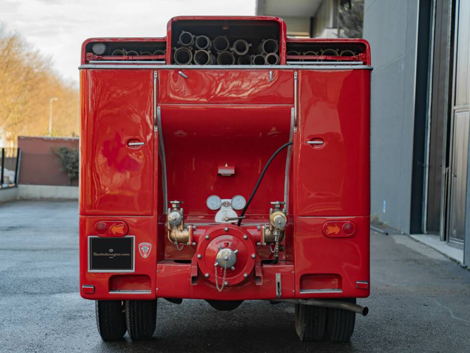 Image 8/37 of OM Leoncino 35 (1949)