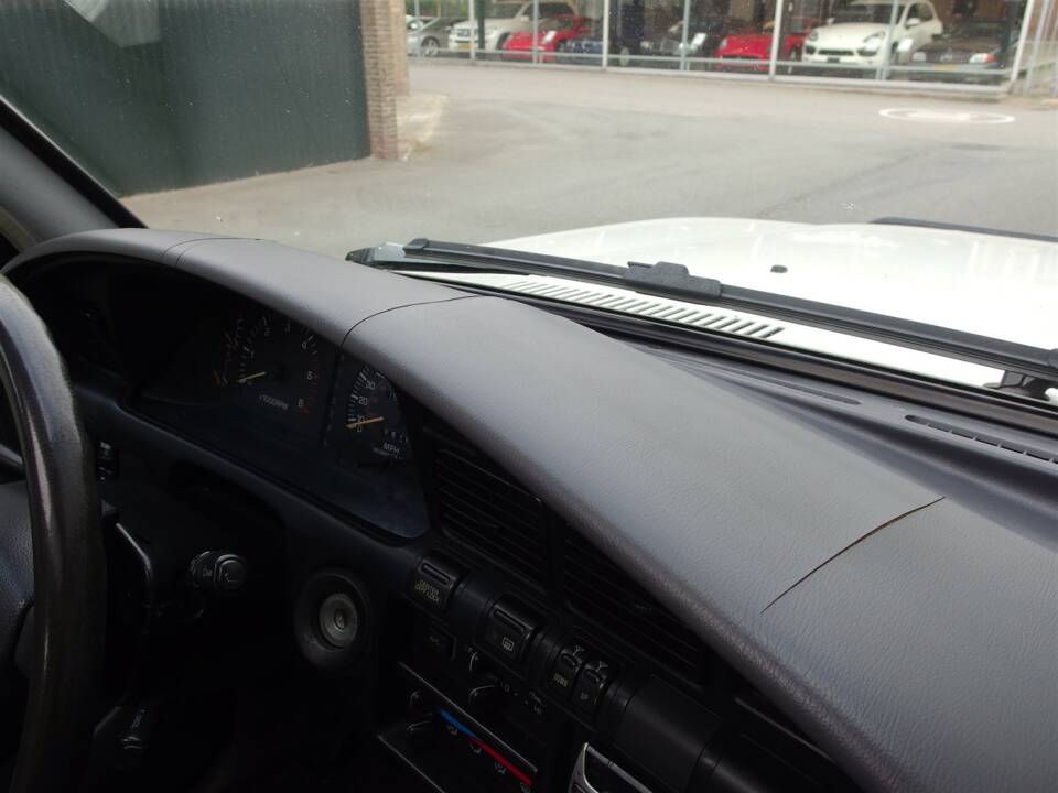 Bild 58/97 von Toyota Land Cruiser FJ80 (1992)