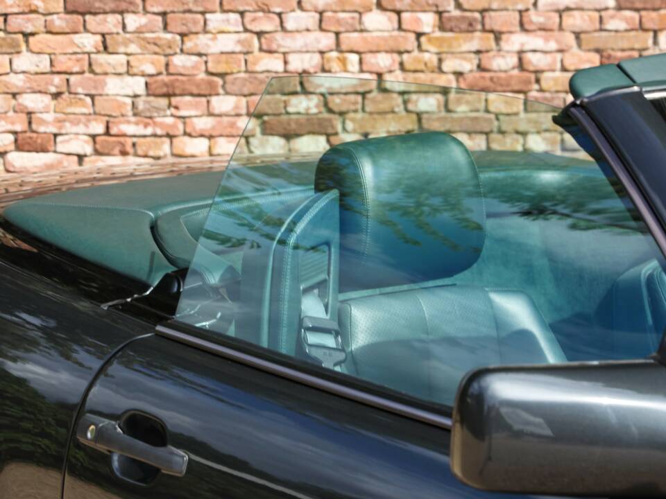 Image 42/50 of Mercedes-Benz 500 SL (1992)