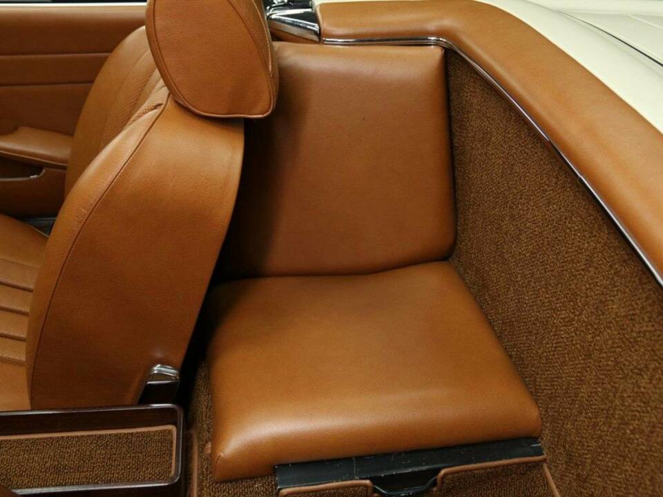 Imagen 15/30 de Mercedes-Benz 280 SL (1971)