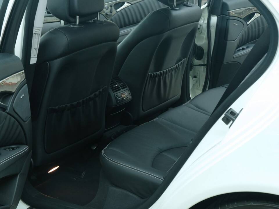 Bild 37/50 von Mercedes-Benz E 500 (2007)