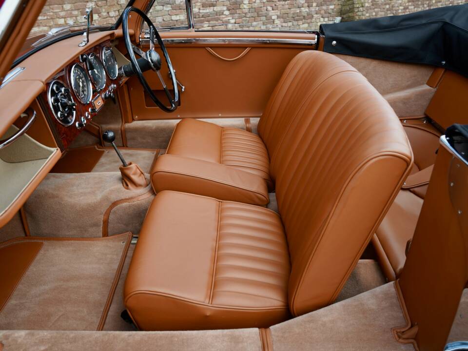 Bild 44/50 von Aston Martin DB 2/4 Mk I (1955)