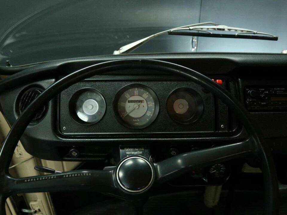 Immagine 17/50 di Volkswagen T2a Westfalia (1969)