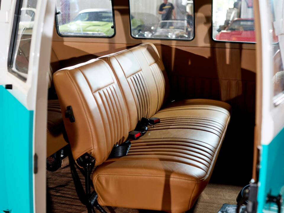 Image 27/39 of Volkswagen T2c Combi (1996)