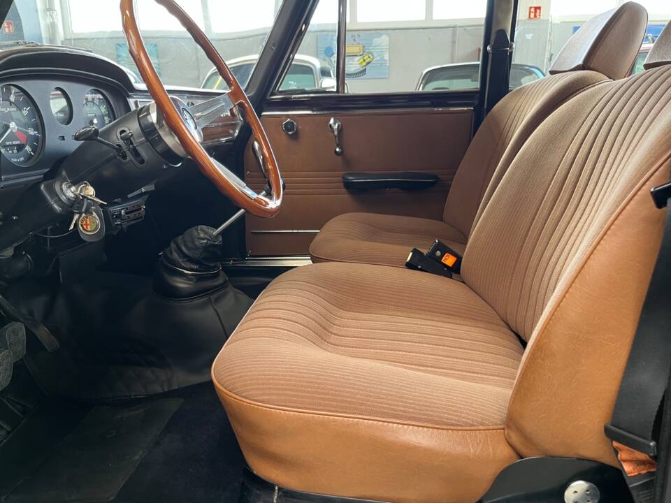 Bild 26/48 von Alfa Romeo Giulia 1300 TI (1969)