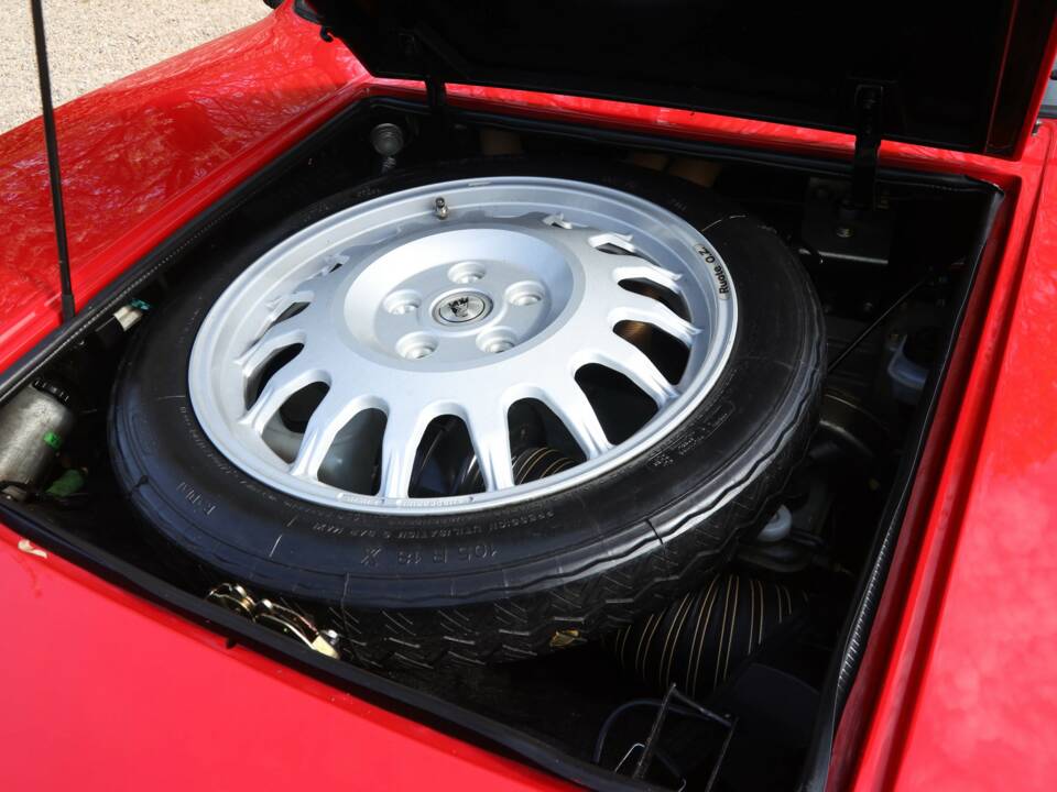 Imagen 45/50 de Lamborghini Jalpa 3500 (1987)