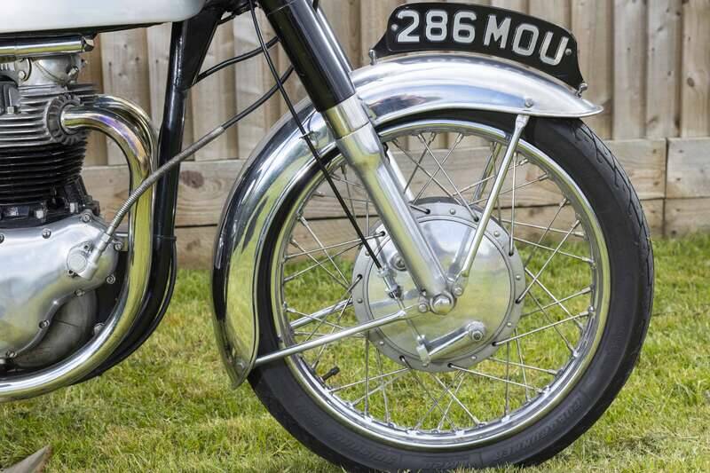 Immagine 8/39 di Norton 650 SS (1964)