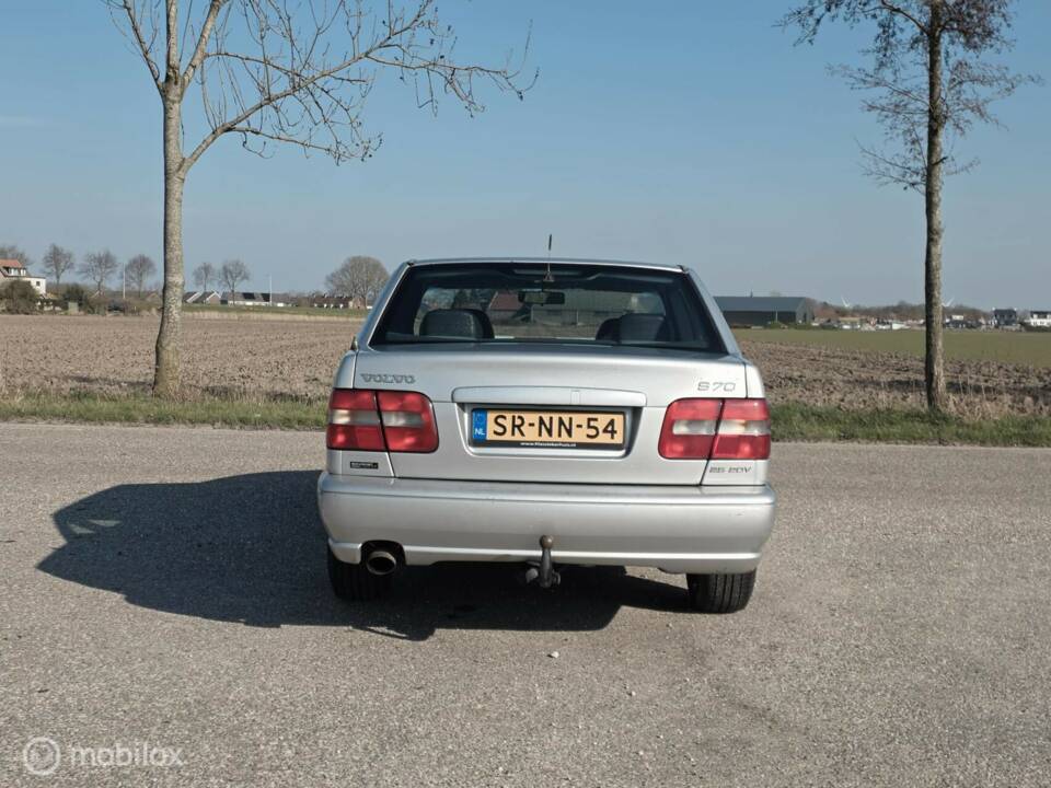 Imagen 11/26 de Volvo S 70 2.5 (1998)