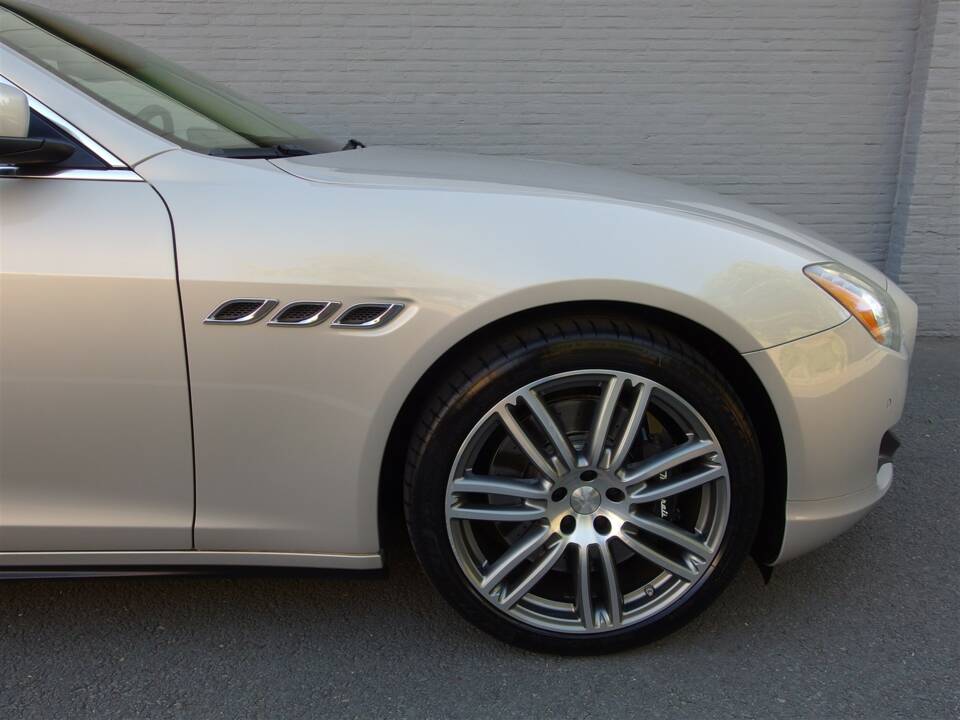 Image 29/99 of Maserati Quattroporte GTS (2014)