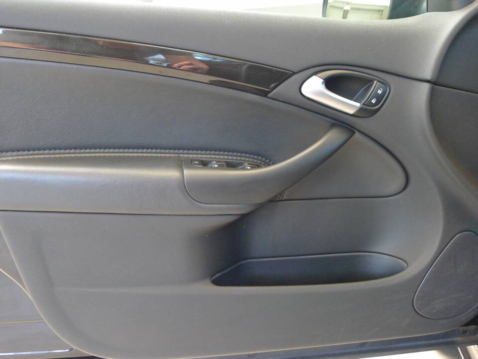 Image 37/43 of Saab 9-3 Turbo X (2008)