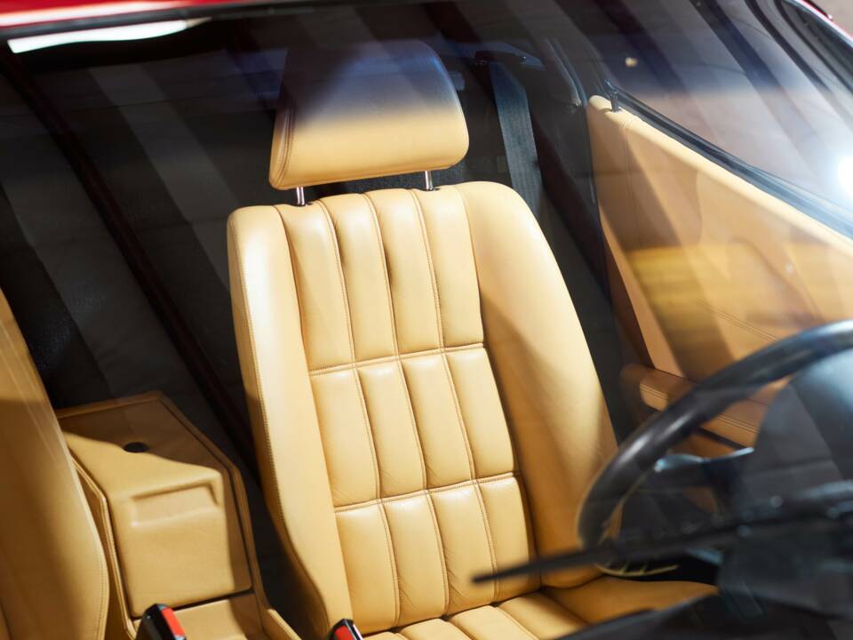 Image 59/79 of Ferrari 328 GTB (1985)