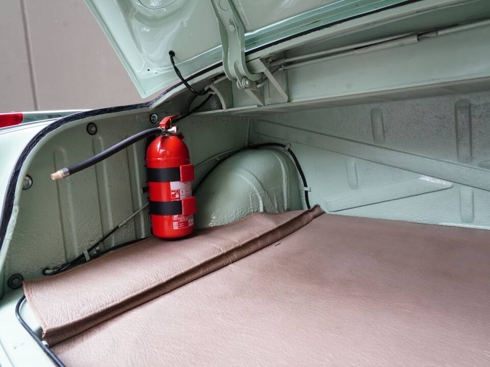 Bild 88/99 von Borgward Isabella (1959)