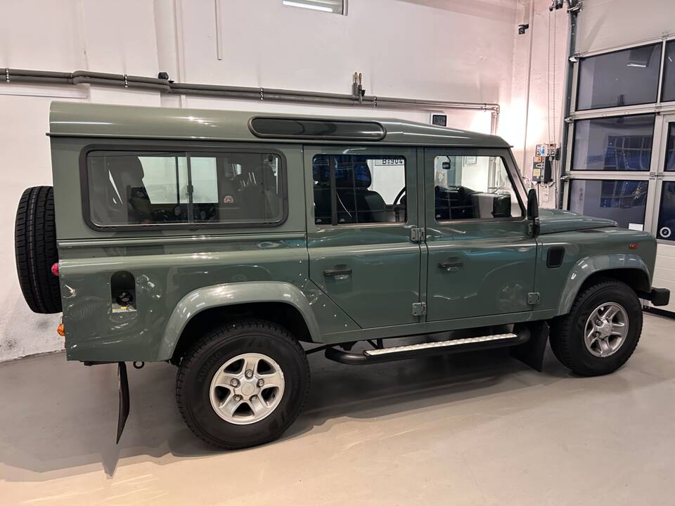 Afbeelding 11/29 van Land Rover Defender 110 (2014)
