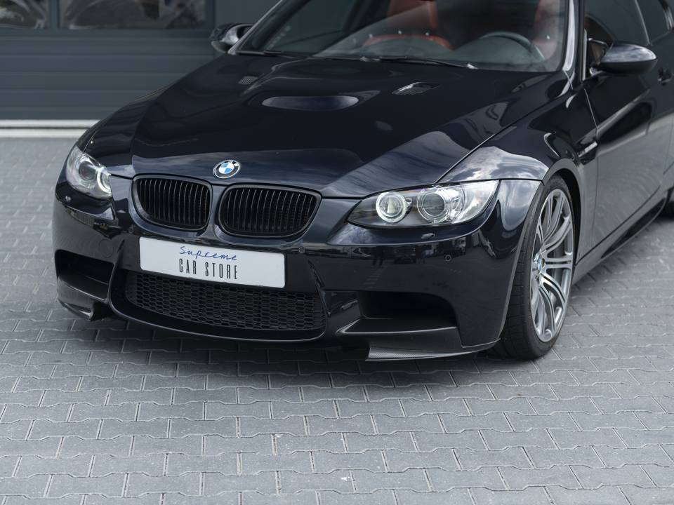 Image 45/50 of BMW M3 (2010)