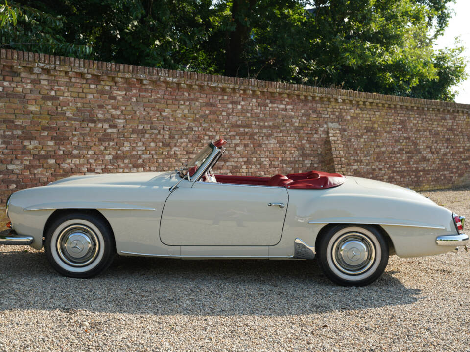 Image 32/50 of Mercedes-Benz 190 SL (1962)