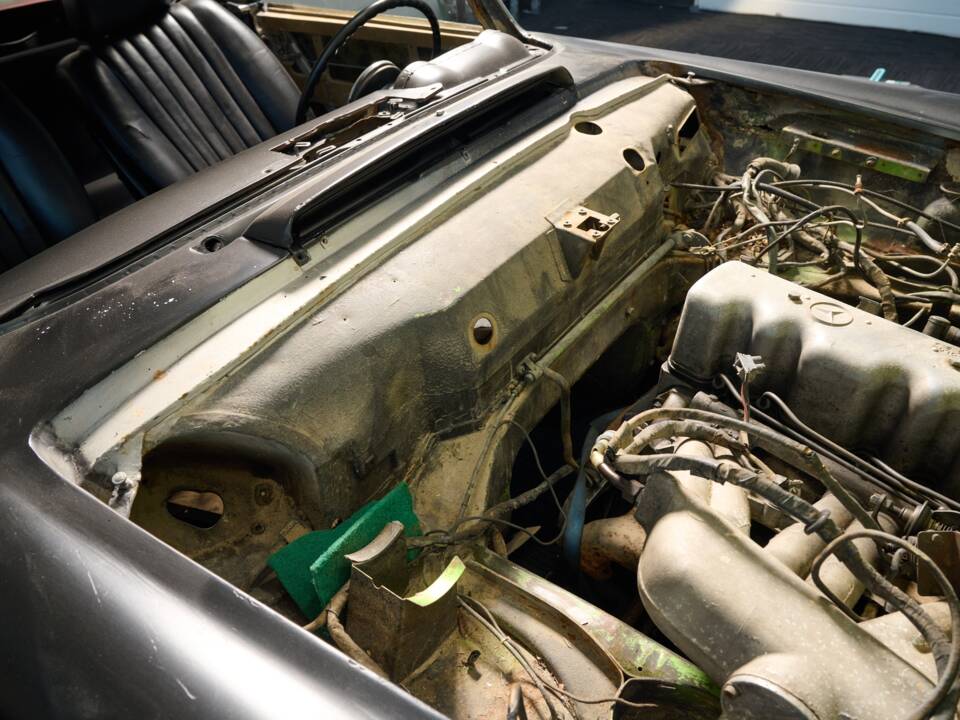 Image 44/47 de Mercedes-Benz 250 SL (1967)