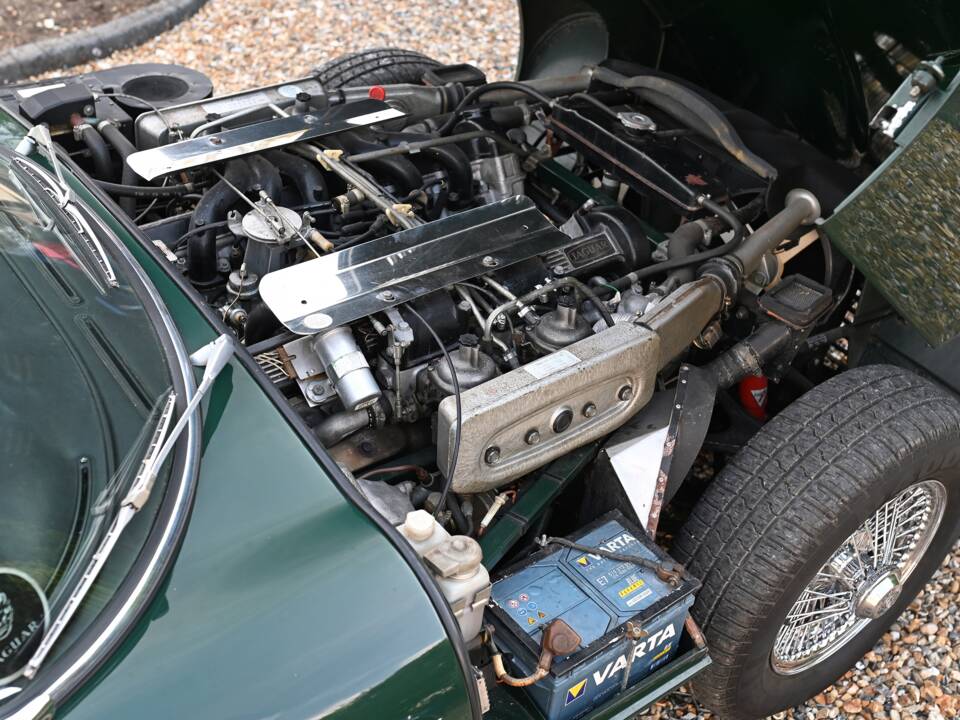 Image 5/26 de Jaguar Type E V12 (1973)