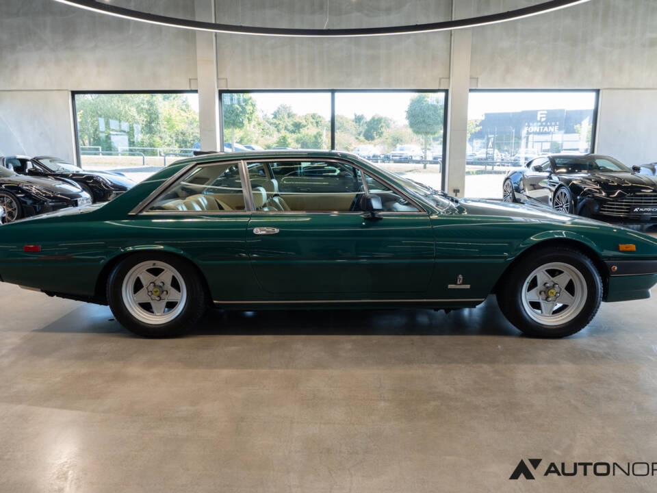 Image 13/49 of Ferrari 400i (1982)