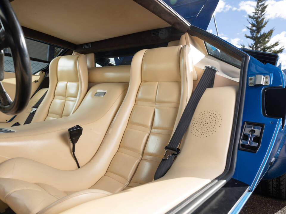 Image 14/50 of Lamborghini Countach LP 400 S (1981)