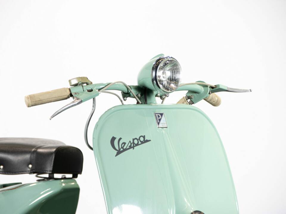 Immagine 27/50 di Piaggio Vespa 125 (1953)