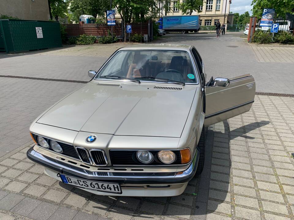 Immagine 2/5 di BMW 635 CSi (1983)