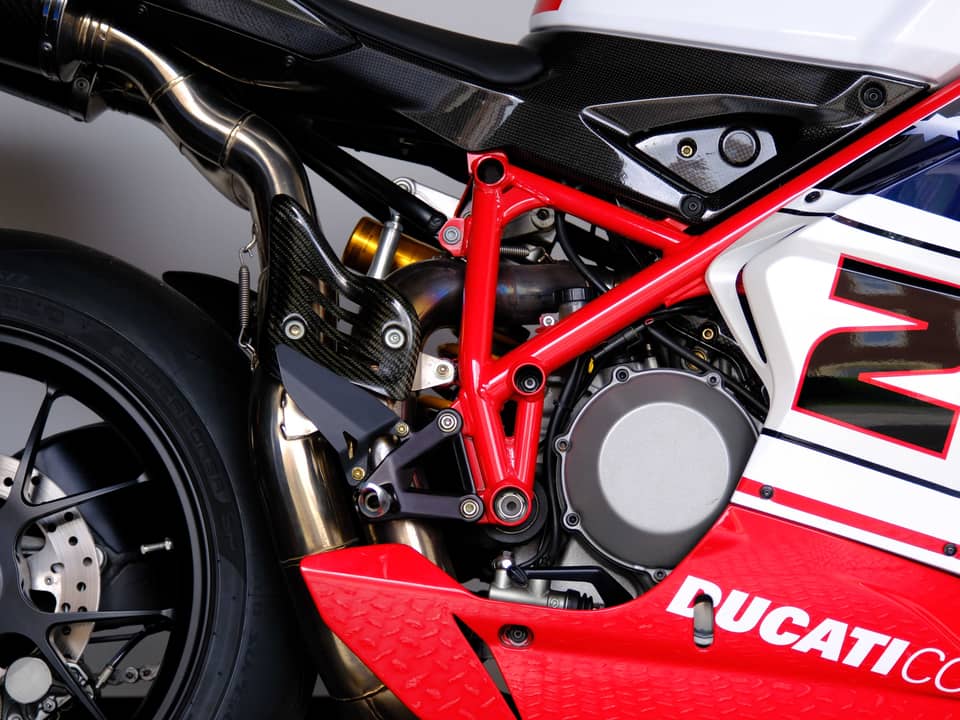 Image 12/98 of Ducati 1098 R (2010)