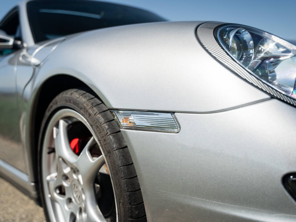 Image 31/82 of Porsche 911 Carrera 4S (WLS) (2006)