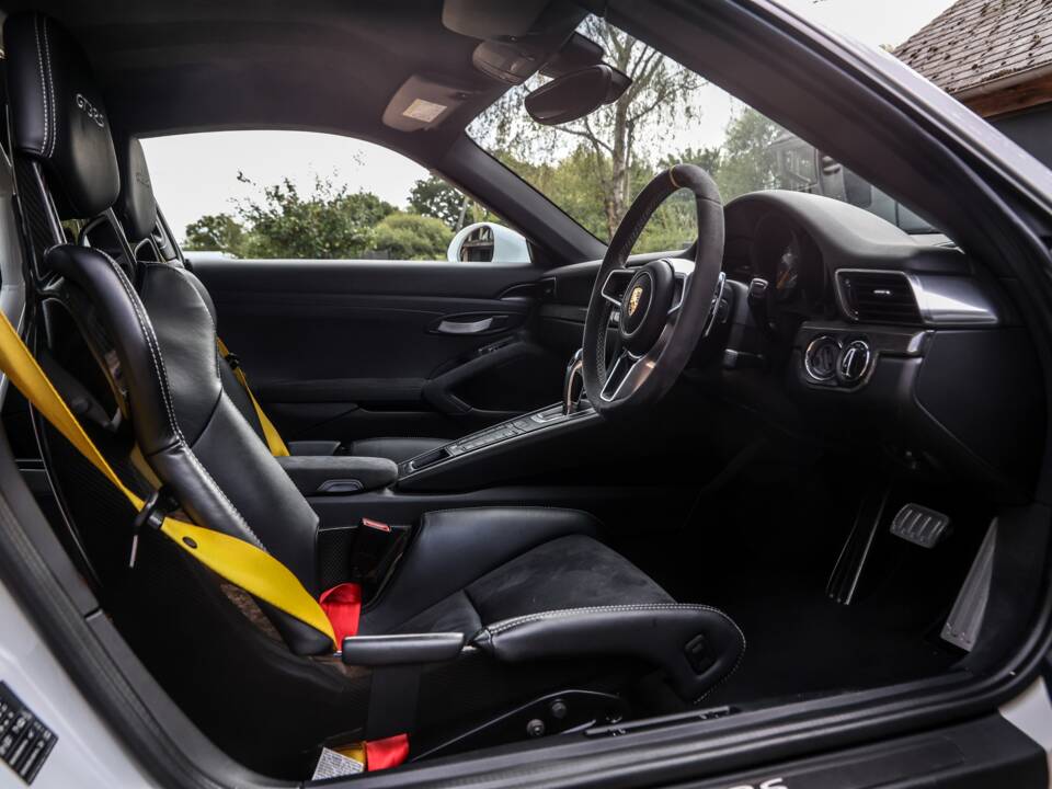 Afbeelding 28/43 van Porsche 911 GT3 RS (2015)