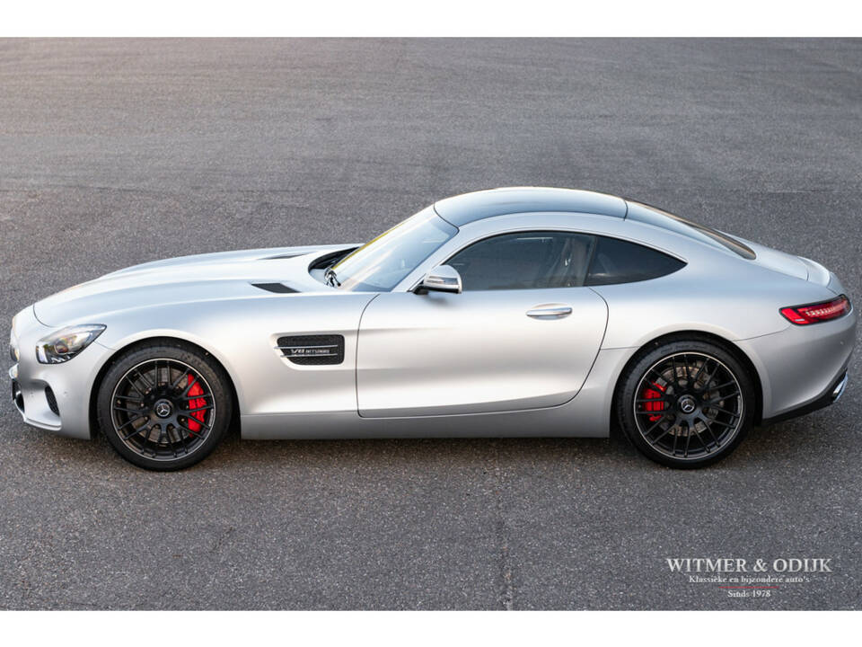 Image 2/43 of Mercedes-Benz C 63 S AMG (2015)