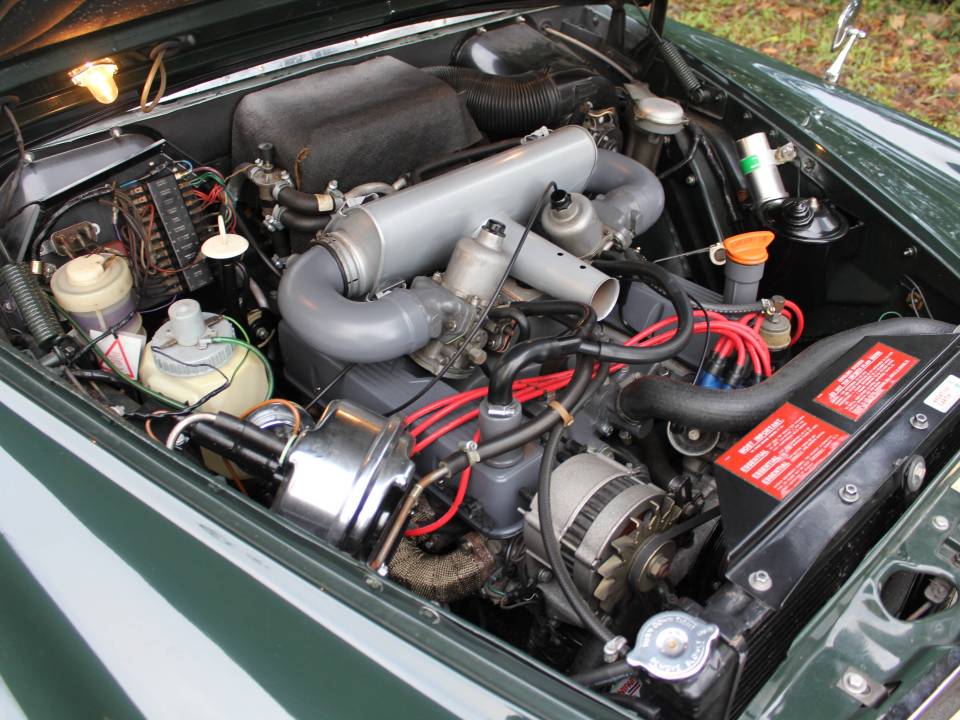 Image 18/19 of Rover 3.5 Litre (1970)