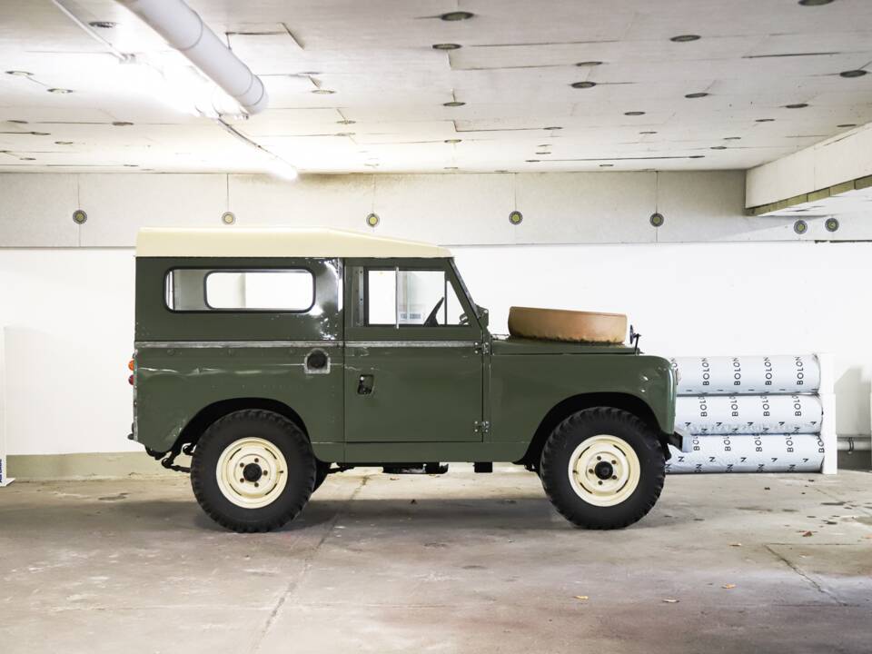 Bild 75/96 von Land Rover 88 (1961)