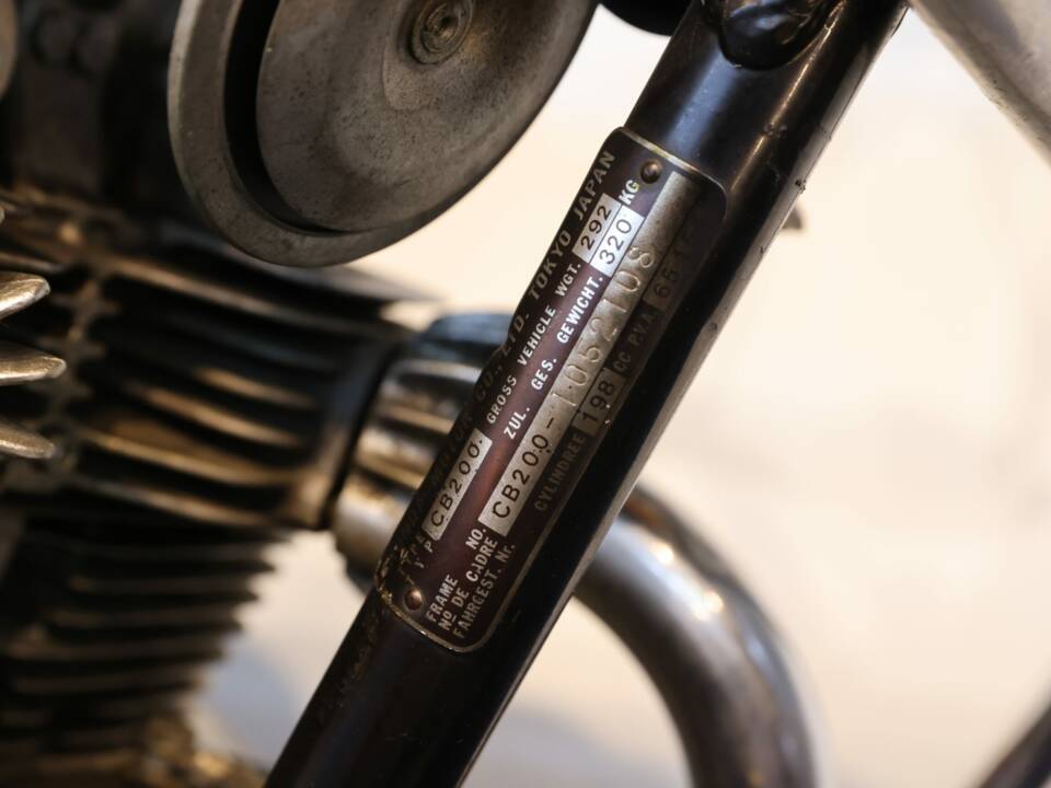 Image 14/26 of Honda CB 200 (1976)