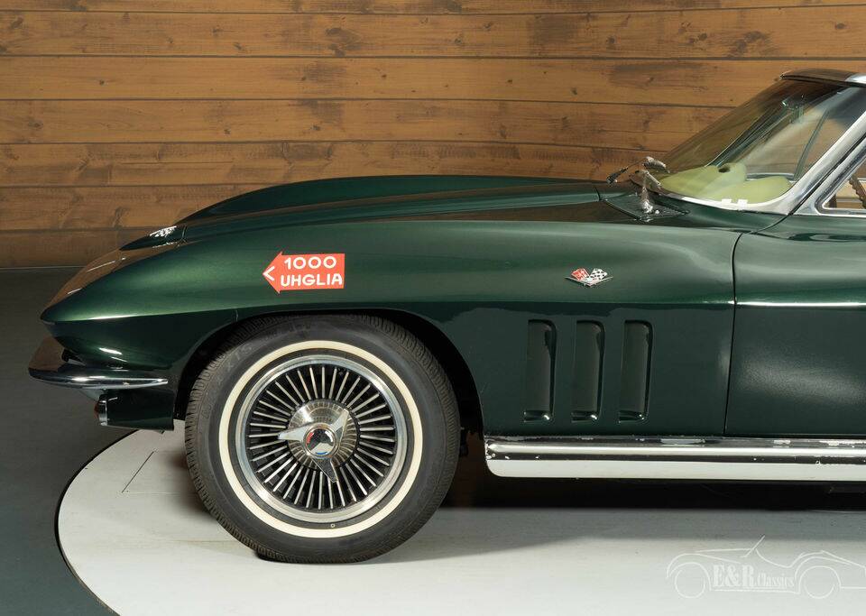 Obraz 6/8 pojazdu Chevrolet Corvette Sting Ray Convertible (1965)