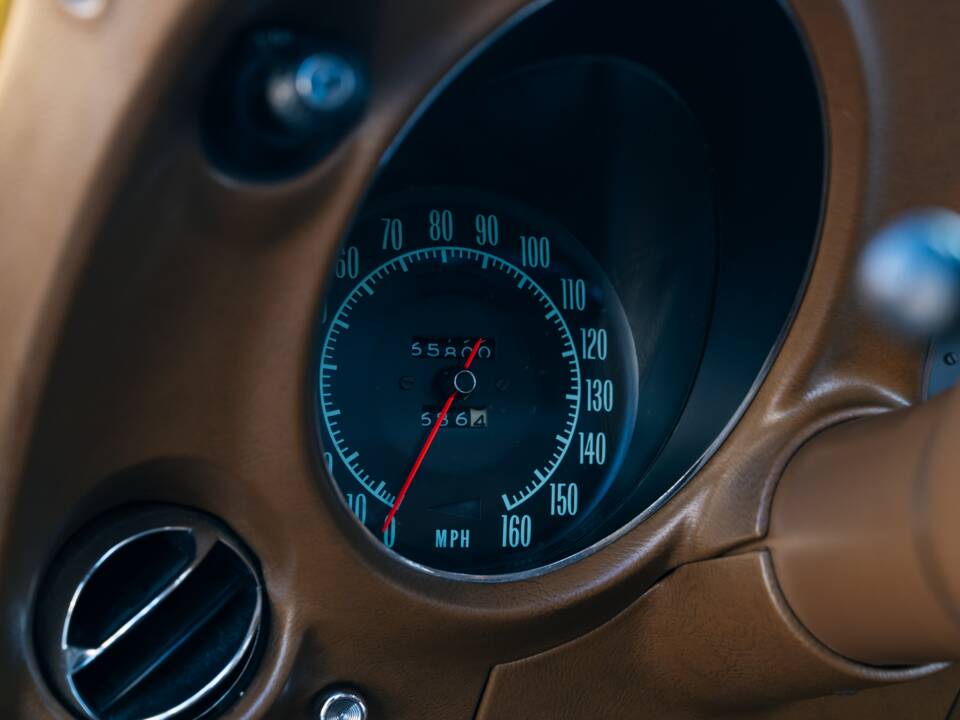 Imagen 27/76 de Chevrolet Corvette Stingray (1971)