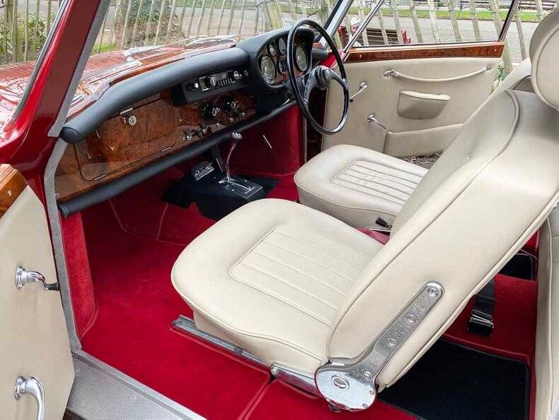 Image 5/50 of Bristol 410 (1967)